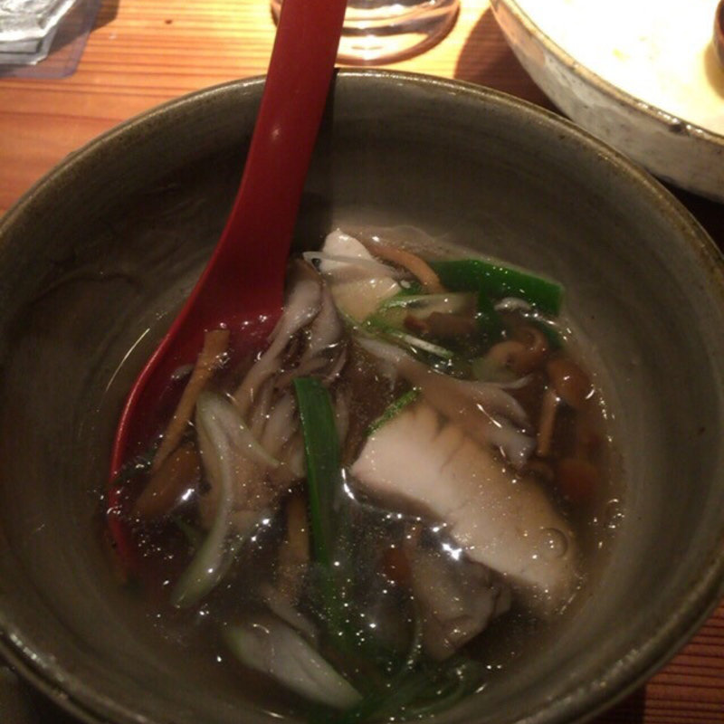 秋のお椀（さわら、舞茸、九条ねぎの汁物）(食堂えぶりお )