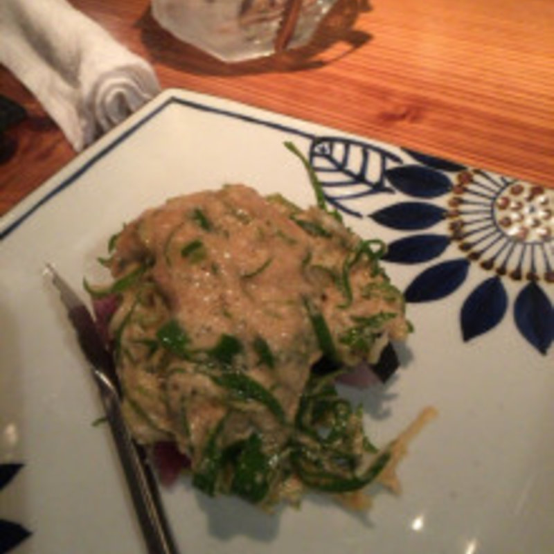 羽かつおと九条ネギ、自然薯のサラダ(食堂えぶりお )