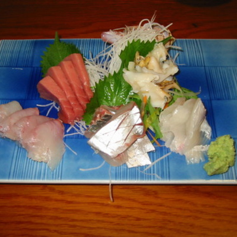 刺身盛り合わせ(食彩酒房 たけとんぼ)