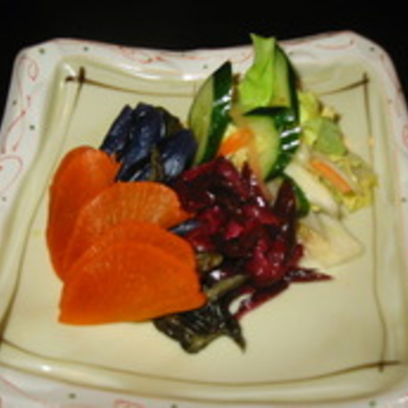 漬物盛り合せ(食麺食処鉄ぺい)