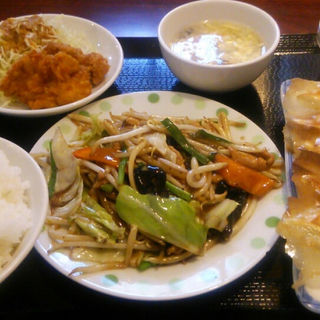 肉野菜炒めランチ(中華料理 餃子市)