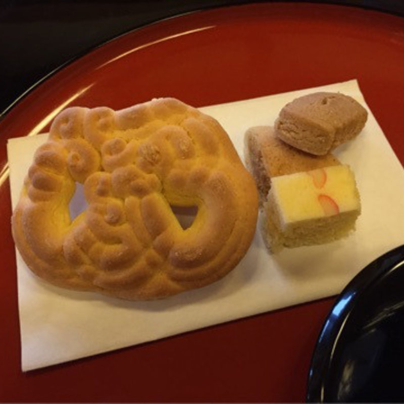 お菓子(首里城 鎖之間 （さすのま）)