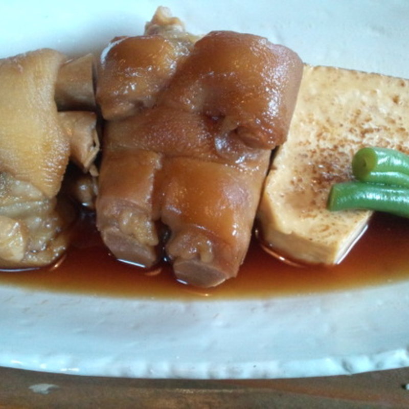 てびちの煮付け(首里殿内 （スイドゥンチ）)