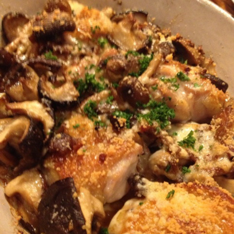 鶏とキノコのオーブン焼き(馬車にのったモッツァレッラ)