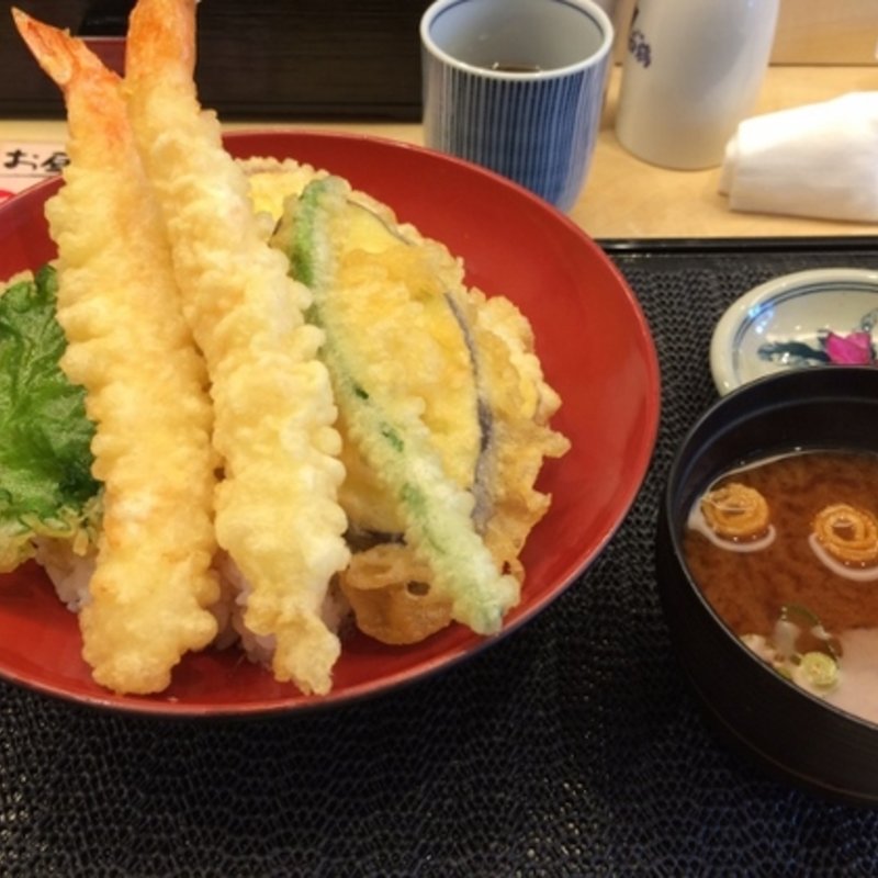 サービス天丼(驛中酒場スタンドヒガシ)