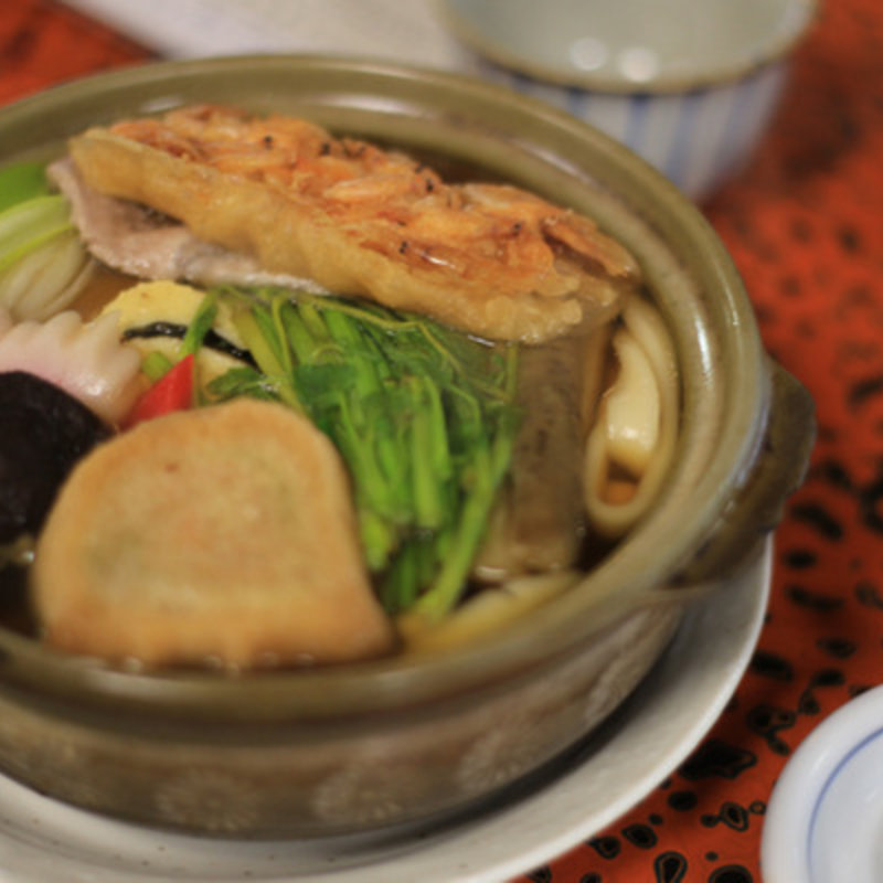 なべ焼きうどん(高砂 （たかさご）)