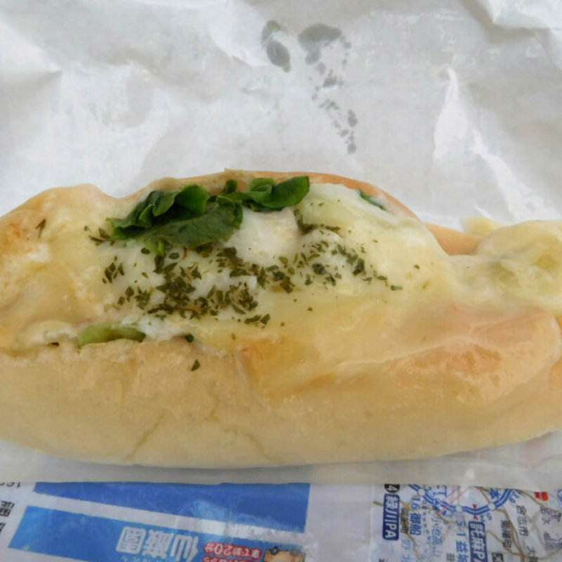 マカロニとチーズのグラタンドッグ(高虎ドッグ)