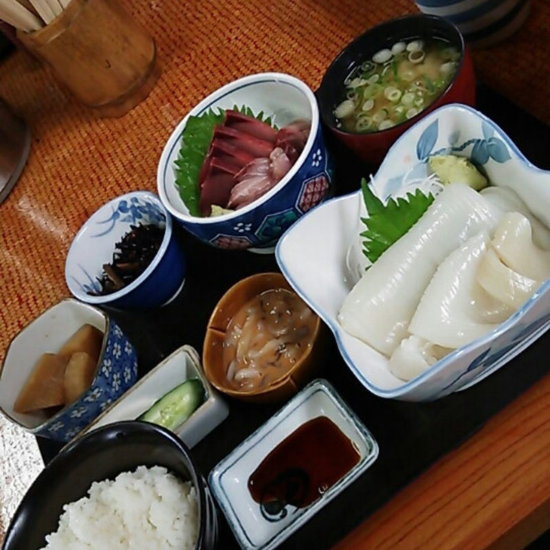 烏賊刺身定食(魚いちず )