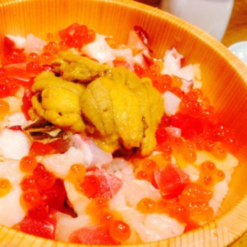 海鮮ひつまぶしの雲丹のせ(魚八千両)