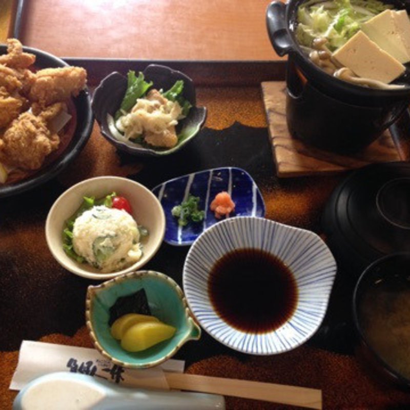 とりから湯豆腐定食(魚好人一休)