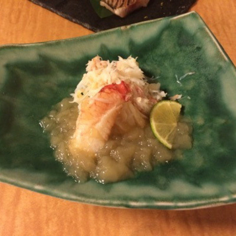 北海道産毛蟹のほぐし身～自家製蟹酢ジュレで～(魚斉 )