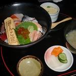 海鮮丼セット(魚旬 がんこ家 赤塚店 （ぎょしゅん がんこや）)