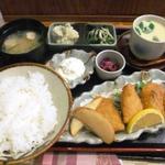 白身魚フライ定食(幸太・魚菜屋)