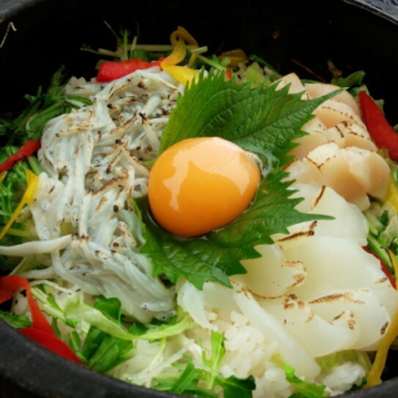 しらすﾋﾞﾋﾞﾝﾊﾞ丼(魚華 2号店)