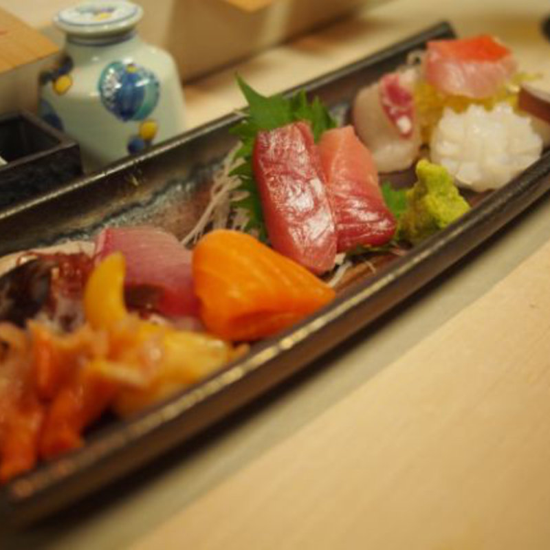 新鮮お刺身の10点盛(鮨 でですけ )