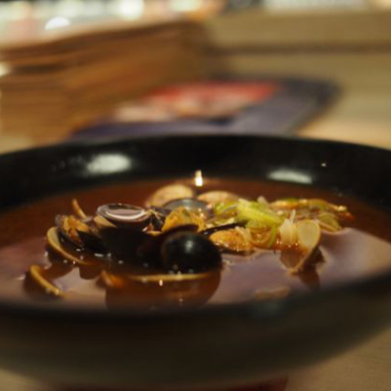 貝汁(鮨 でですけ )