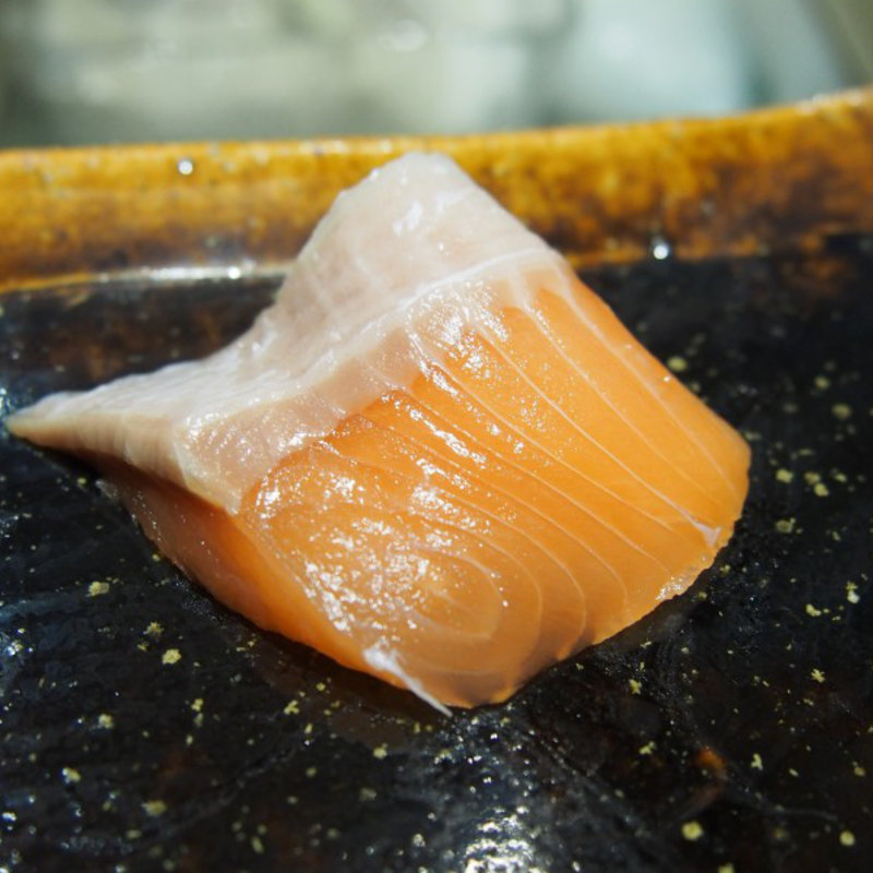 時不知鮭(なかたに)