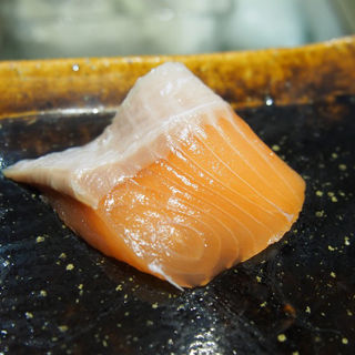 時不知鮭(なかたに)