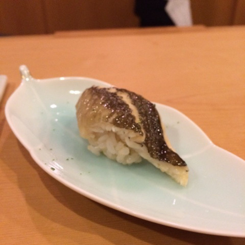 ノドグロ(鮨 志の助 （すし しのすけ）)