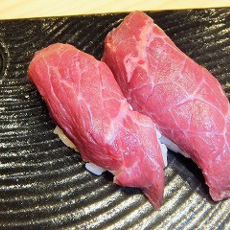 馬握り 赤身(鮨 政宗 （スシマサムネ）)