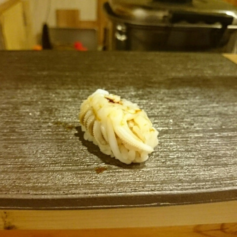 新イカのゲソ(鮨いその)