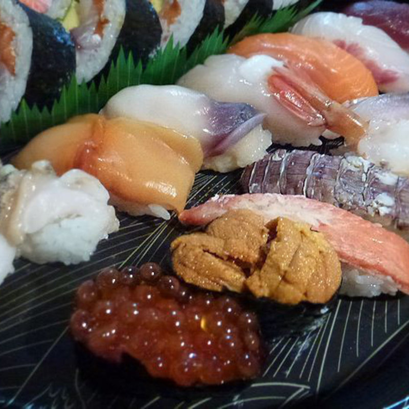 おまかせ(八洲鮨)