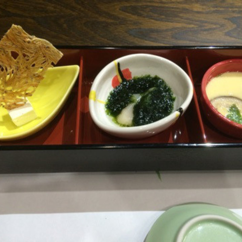 3連鉢(鮨処 若いわい 音羽町店 )