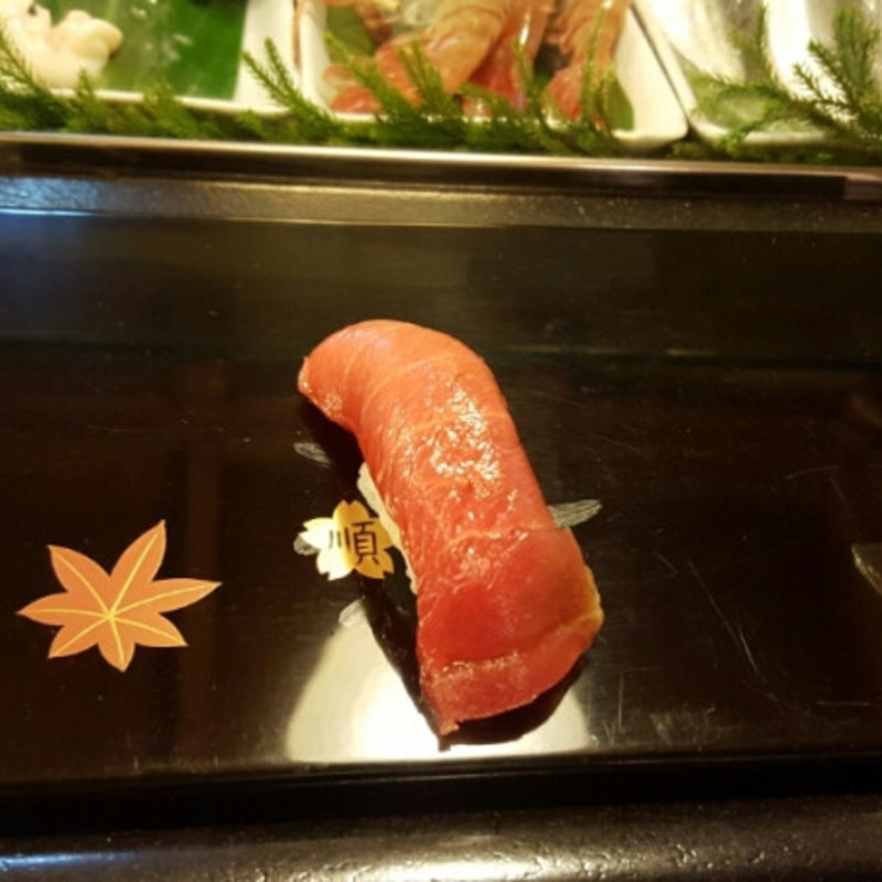 マグロの握り(順 烏森店)