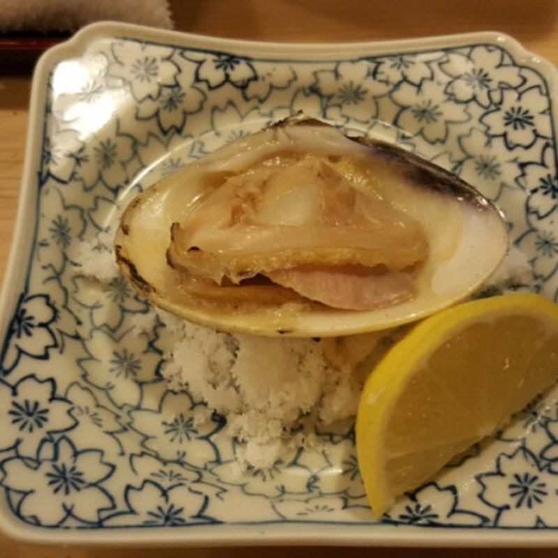 焼きハマグリ(順 烏森店)