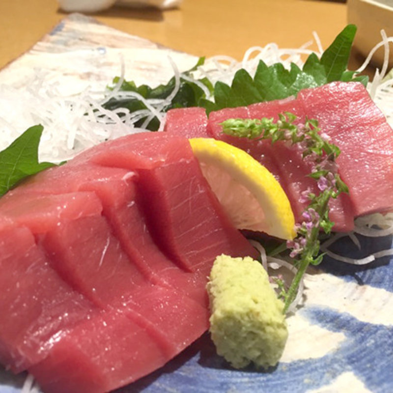 長崎産のまぐろ赤身と中トロ(鯛将丸 高槻店)