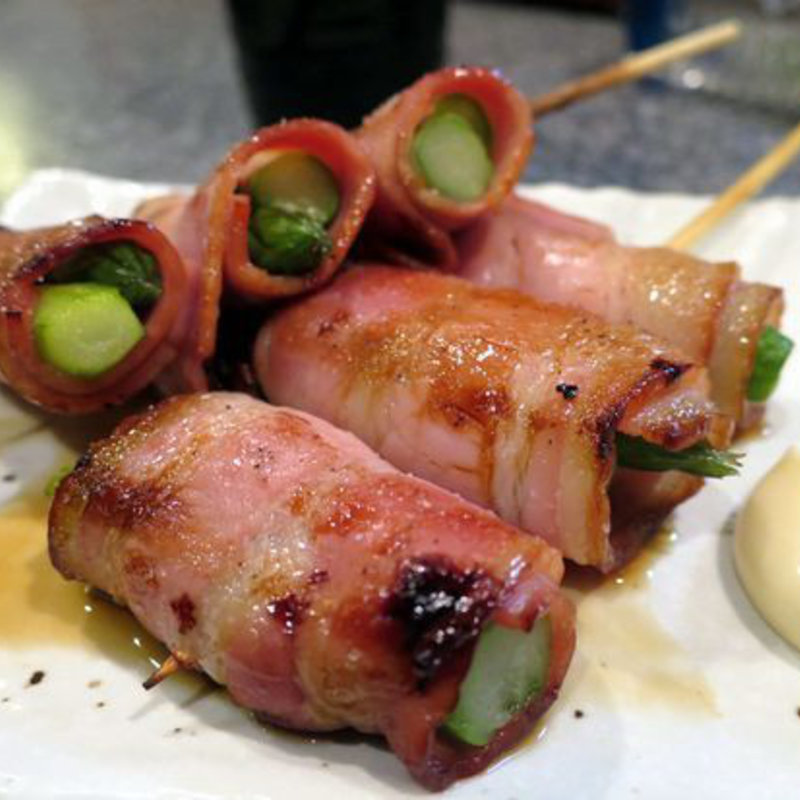 アスパラベーコン(鳥Dining べっ鳥ない)