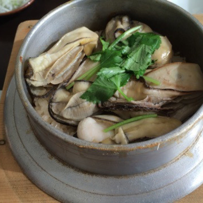牡蠣釜めし(鳥ぶん )