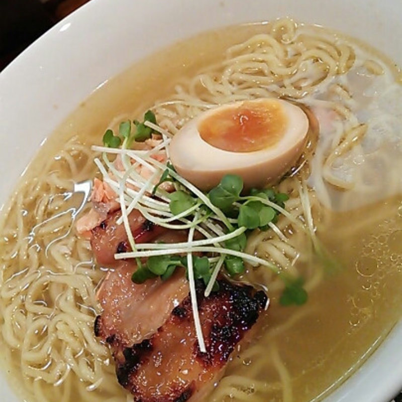 時鮭、紅鮭×とりそば(鳥めし 鳥藤分店 （とりめし とりとうぶんてん）)