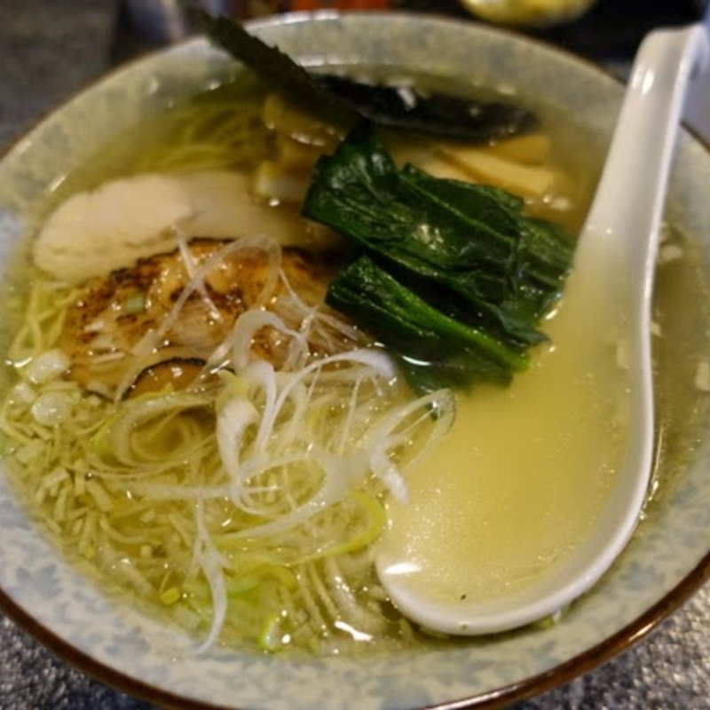 鶏塩ラーメン(鳥七)