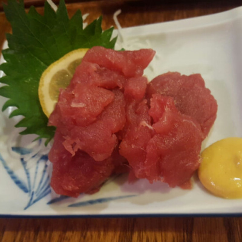 マグロなかおち(鳥焼 辰の字)