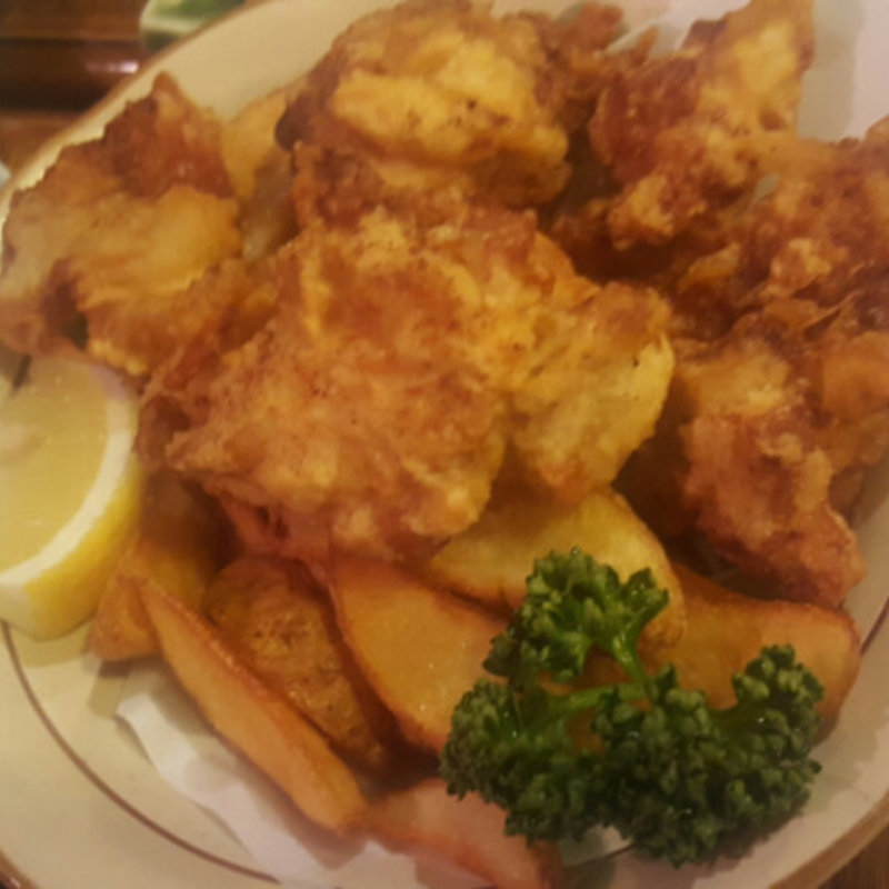 鶏の唐揚げ(鳥焼 辰の字)