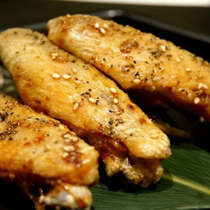 手羽揚げ(鳥銀 錦店 （とりぎん）)