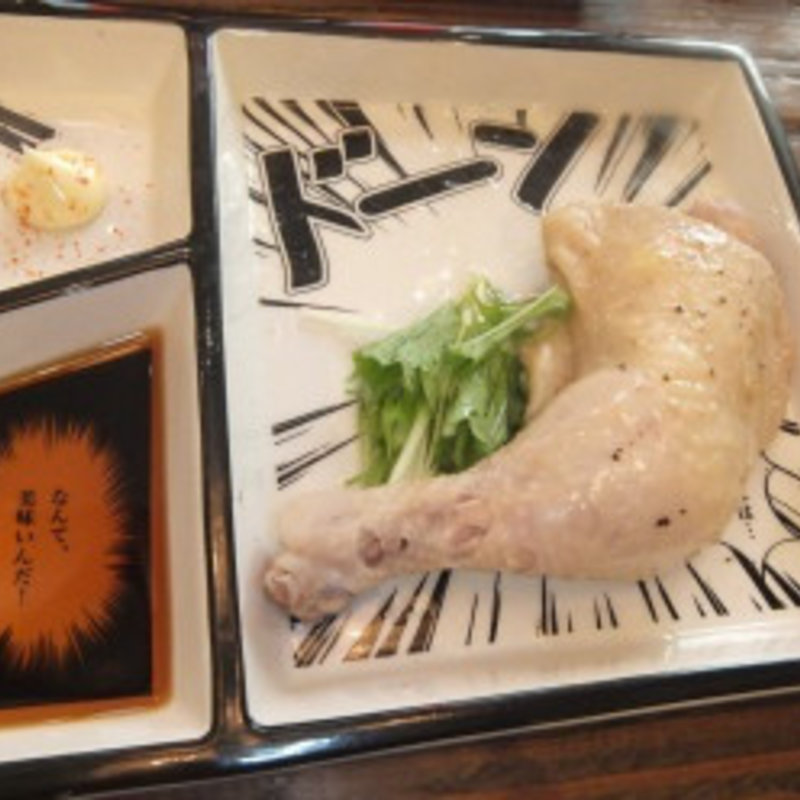 骨付き鶏もも煮込み丸ごと一本(鶏そば十番１５６ 麻布十番本店)