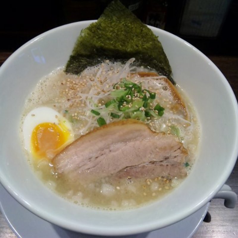 水、金曜日限定　　極塩 (鶏そば麺将 天破)