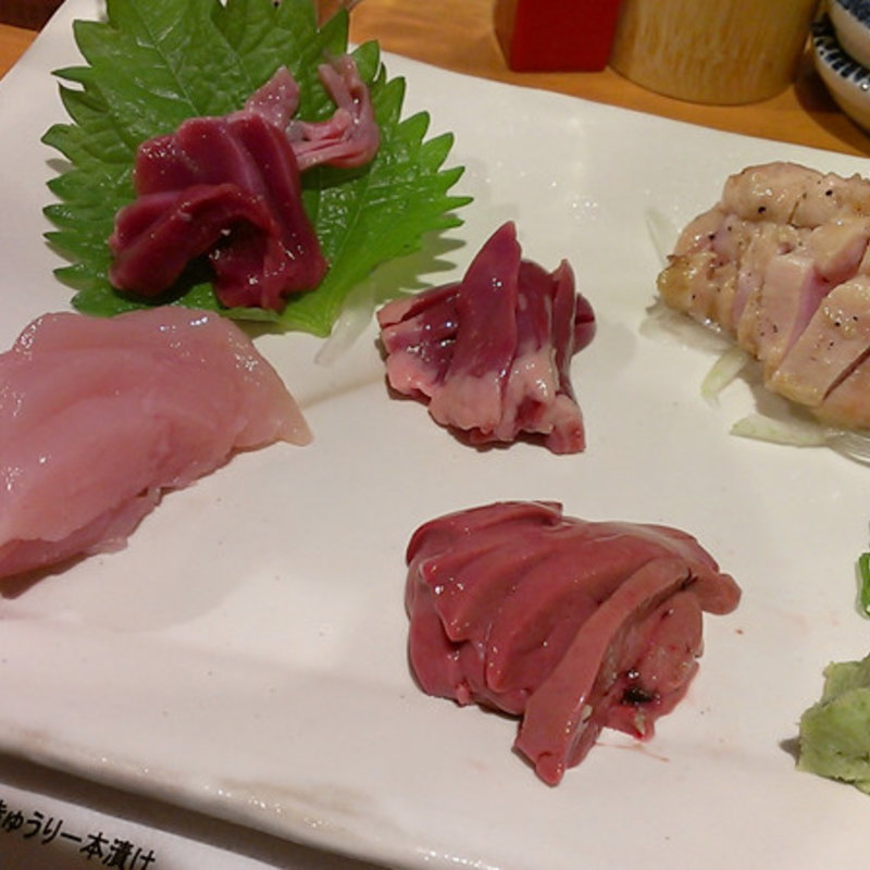 鶏のお造り盛り合わせ(鶏家　たちばな　都島店)