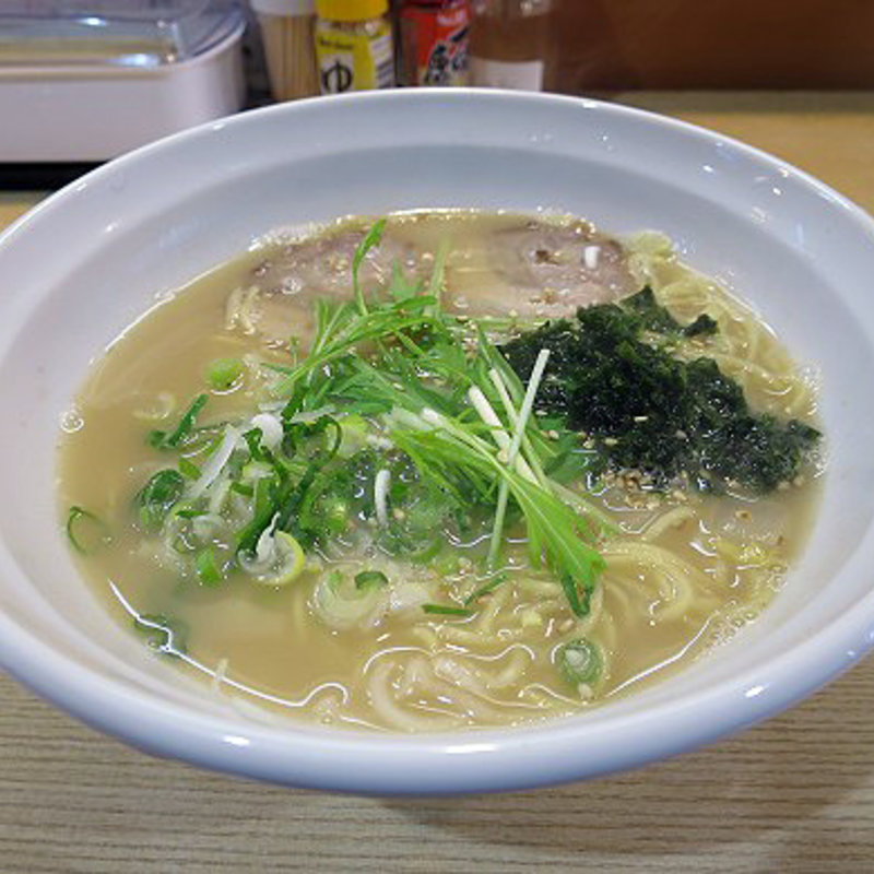 鶏白湯麺(鶏白湯麺 よつば )
