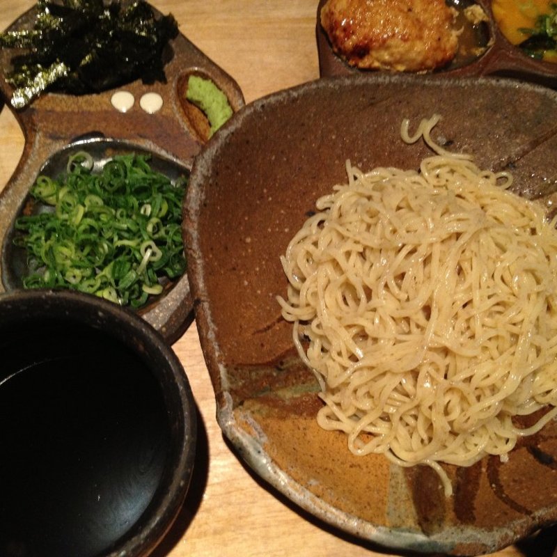 自家製麺のざる麺(鶏家 六角鶏 天満橋店)