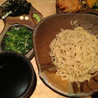 自家製麺のざる麺(鶏家 六角鶏 天満橋店)