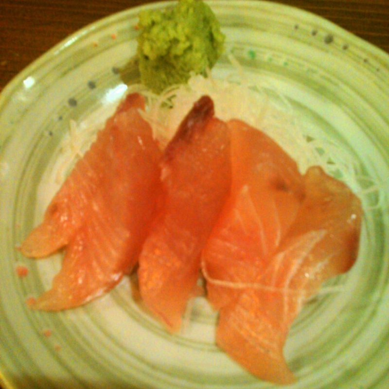 青魚の刺身(鶴亀八番 )