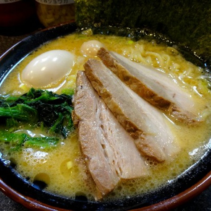 鶴見スペシャルラーメン(鶴見家)