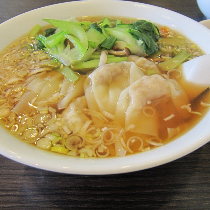 海老入りワンタン麺(鷹山楼)