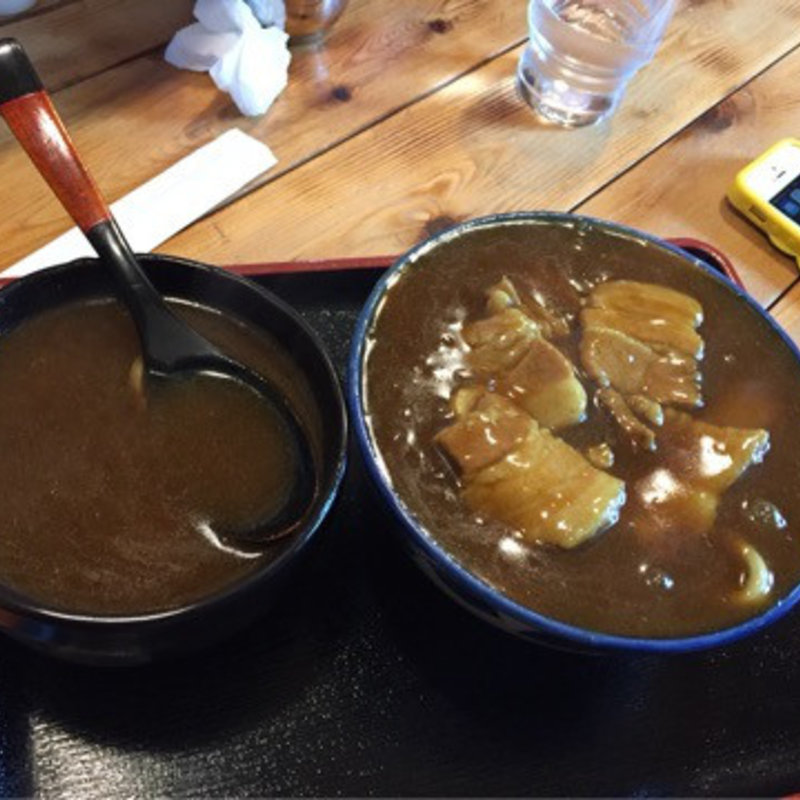 カレーそばとカレーうどん(鹿の谷３丁目食堂)