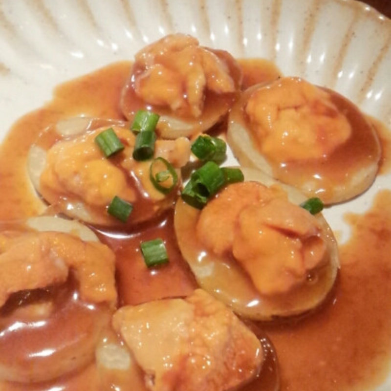 ジャガイモのウニのせ(麦酒屋 るぷりん 銀座)