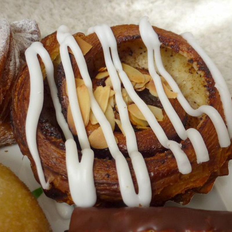 シナモンロール(ますやパン 麦音)