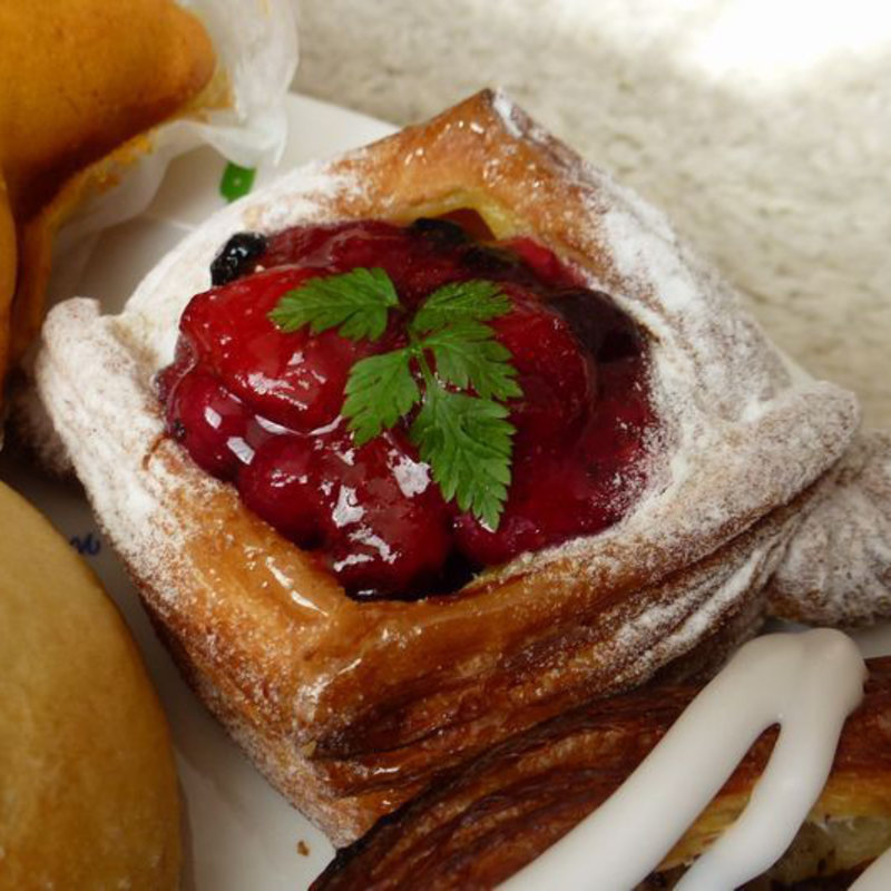 ミックスベリーのデニッシュ(ますやパン 麦音)